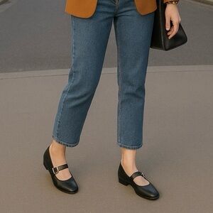 DV by Dolce Vita Black Munich Flats with Buckle Strap Women’s 8.5 New With Box